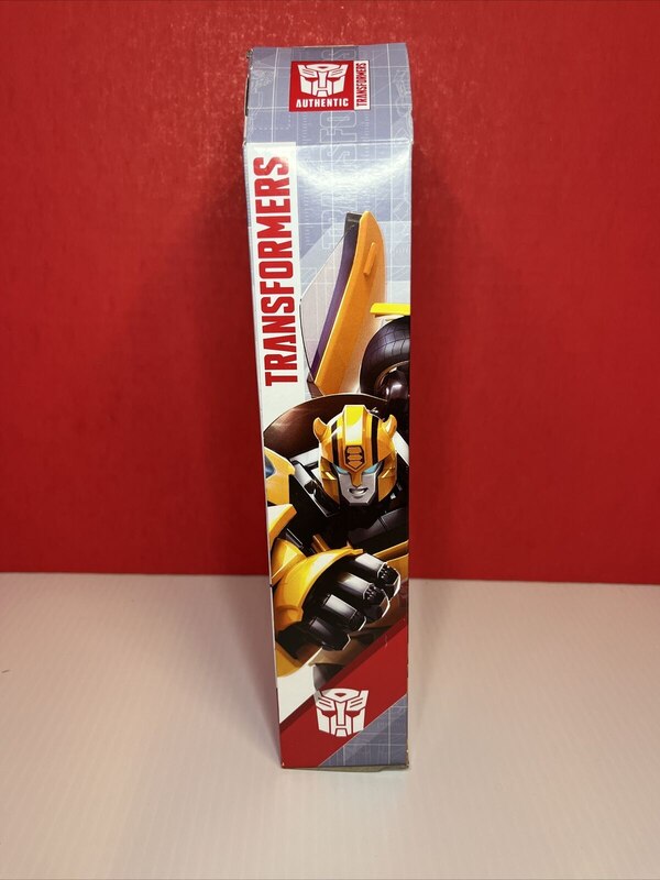 Image Of Transformers Authentics Bumblebee Titan Changer Plastic Free Packaging  (4 of 18)